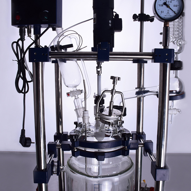 Detail of Digital 10L-200L Dual Jacketed Glass Reactor (ZYLAB) 02